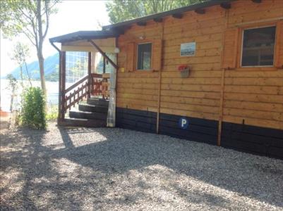 Chalets direct aan water Meer van Lugano
