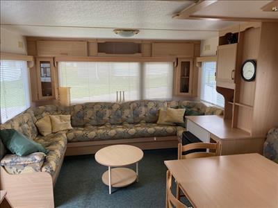 4 persoon stacaravan op camping roosdunen Balllum Ameland